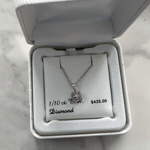 NWT 1/10 Carat T.W. Diamond 10k White Gold Halo Pendant Necklace